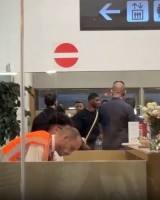 拉什福德今晨抵达巴塞罗那机场，球员将于周三正式亮相