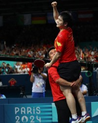 PG电子官方网站-从巴黎奥运金牌到伦敦世乒赛弃权！樊振东这2年，到底经历了什么|乒协|国乒|巴黎奥运会|wtt赛事|男单决赛_新浪体育_新浪新闻