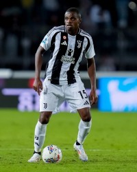 PG电子官方网站-卡卢卢：我和队友在一起的时间比家人多 只要能上场比赛就很开心