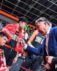 PG电子官方网站-不容易！56岁老帅，3年3次“下课”，如今再度掌印，率队打进前8