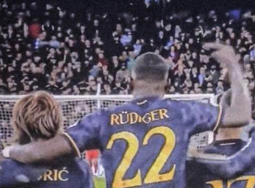 1713458484652066881.jpg GLb-TXwXQAEdM7C.jpg